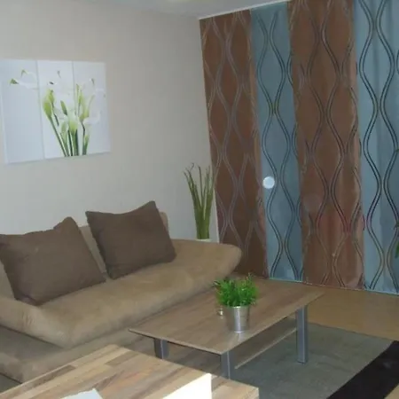 Cassiopaia In Apartment *